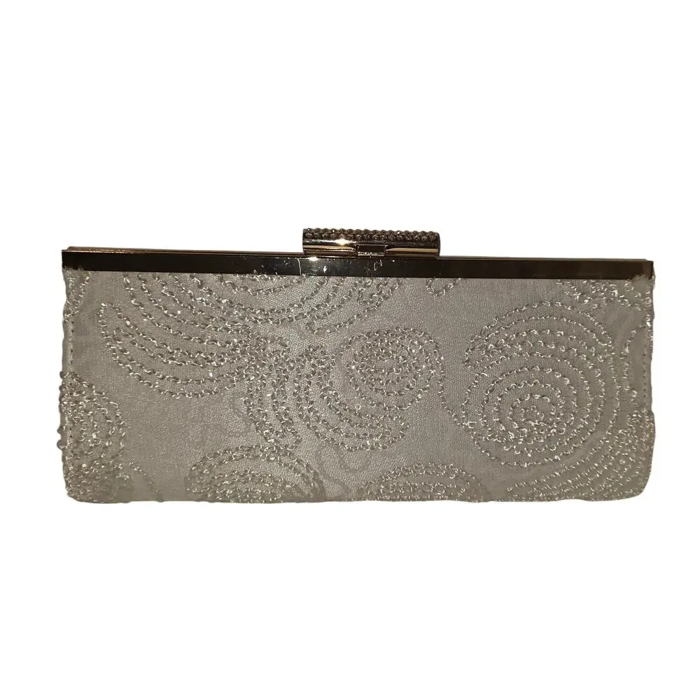NWT Charming Charlie White Embroidered Clutch Bag w/Gold‎ Clasp & Chain